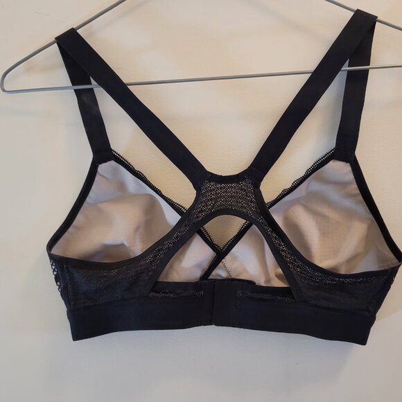 Lululemon / Awake to Lace Bra / Black and Beige / Like new / Size 32B - Picture 7 of 9